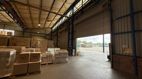 13 West View Road, Clayville - Building 5 (7)